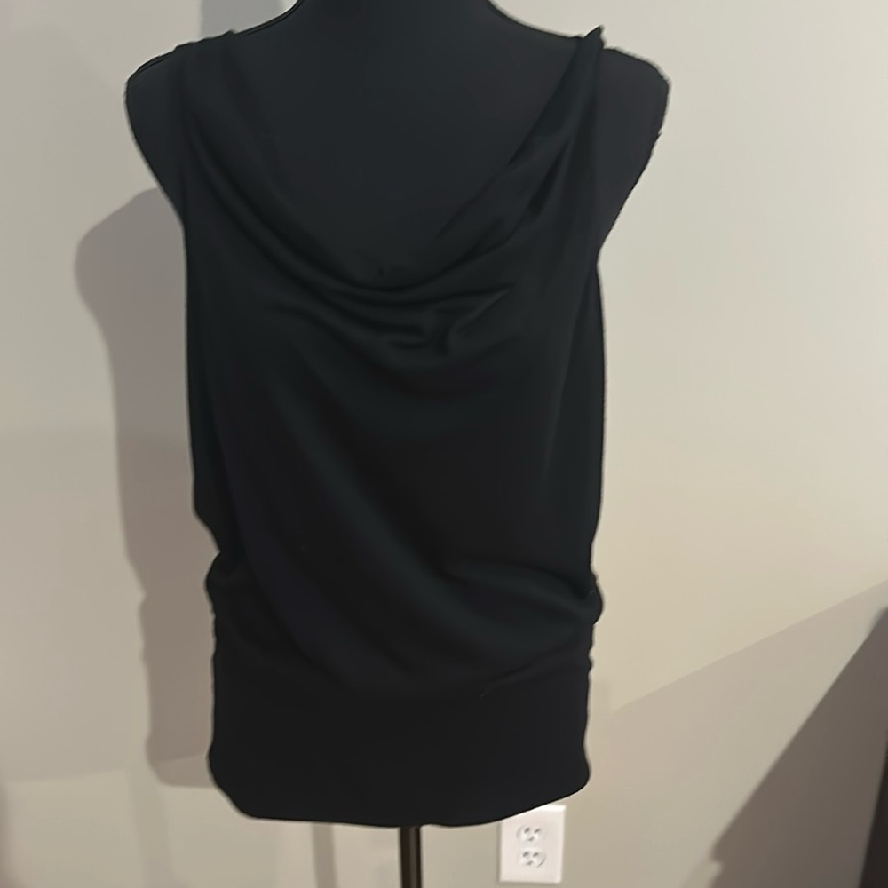 Black droppy neck open upper back tank